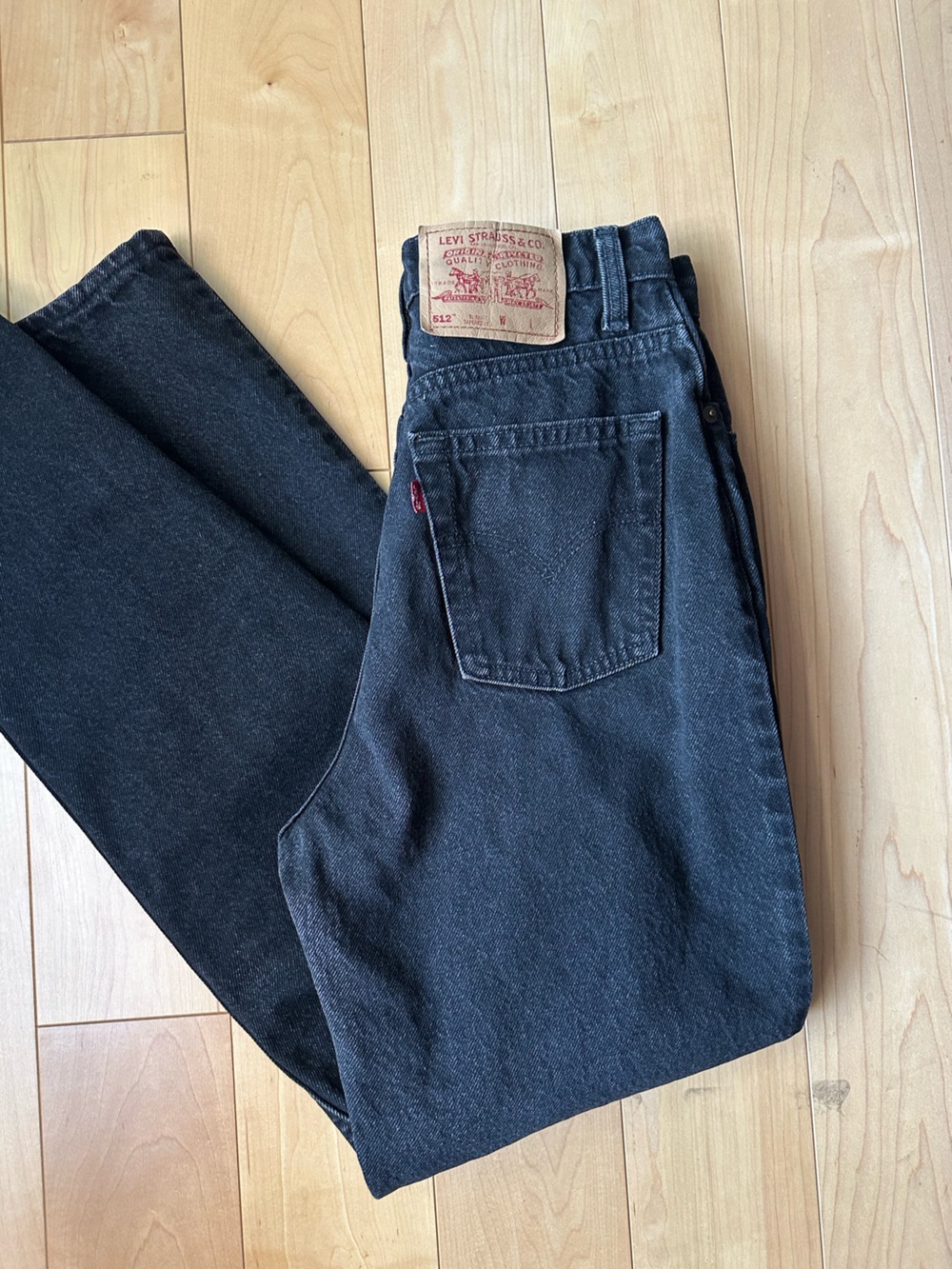 Vintage Levi’s 512 High Rise Staight Taper Leg Denim 100% Cotton MADE IN CANADA!